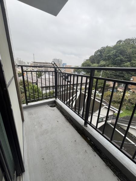 川崎市高津区久本１丁目のマンション