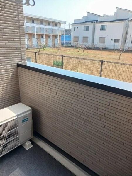 リバーサイドハウス