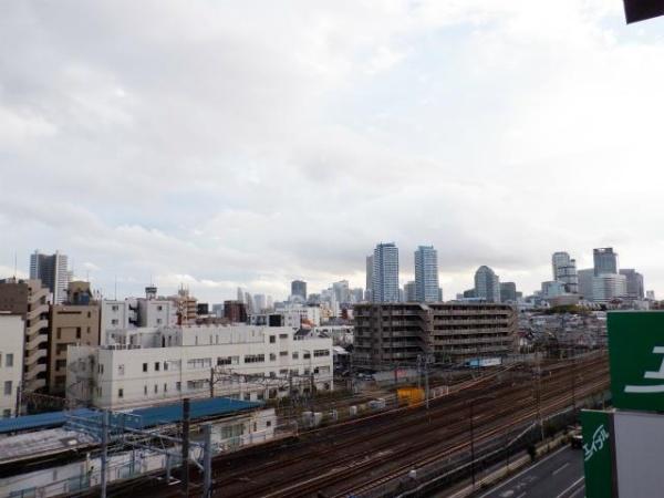 エスト横浜