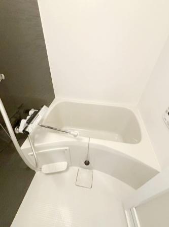 エストゥルースプラス川崎