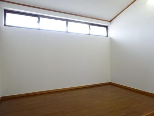 エクセレントハイツ岸谷
