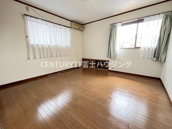 鵠沼神明戸建