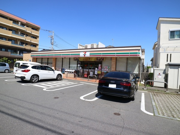 レ・ジェイド辻堂東海岸SEA-SIDEVILLA(セブンイレブン　辻堂東海岸4丁目店)