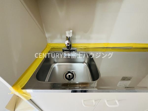 コンブロンビル