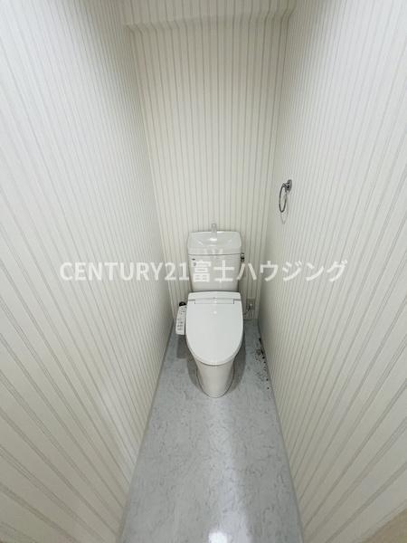 コンブロンビル