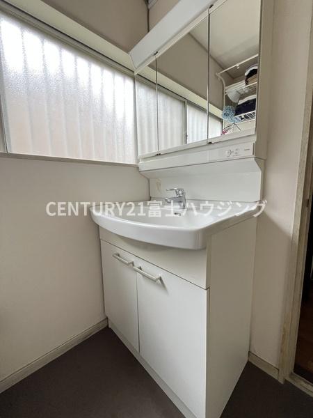 腰越戸建