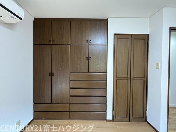 メゾンカネヨシ