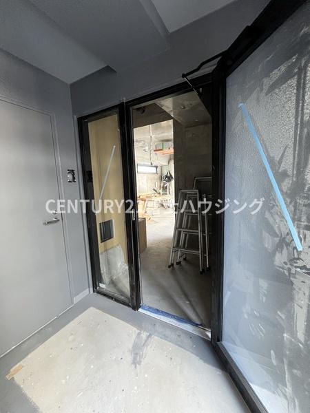 FJナインフロアビル(玄関)