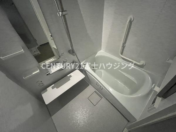 ドルフ磯子(バス)