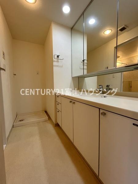 ガーデンアソシエK棟(洗面台・洗面所)