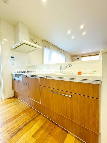 鵠沼松が岡４丁目戸建