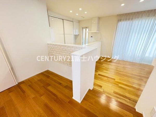 鵠沼松が岡４丁目戸建