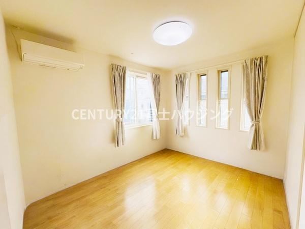 鵠沼松が岡４丁目戸建