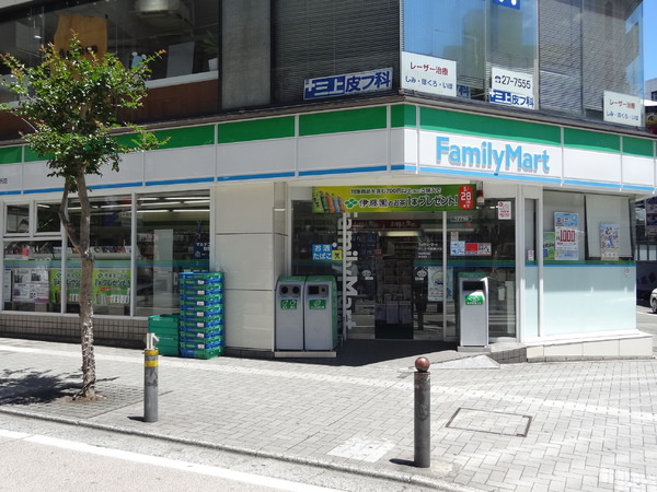 クリオ藤沢８番館(ファミリーマートかしわや南藤沢店)