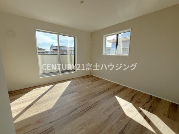 鵠沼松が岡テラスハウス