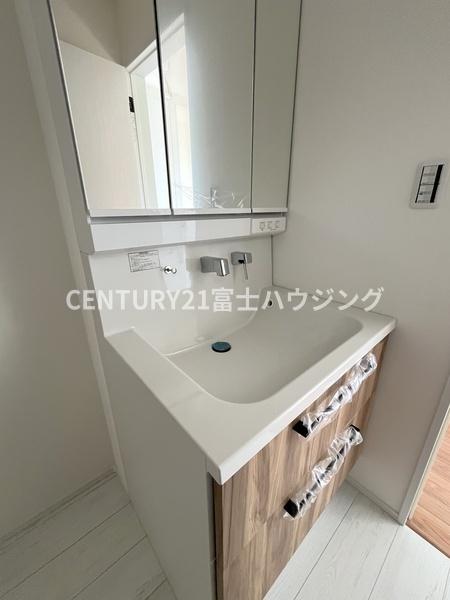鵠沼松が岡テラスハウス