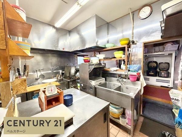 JR内房線　君津市南子安4丁目　住居付貸店舗