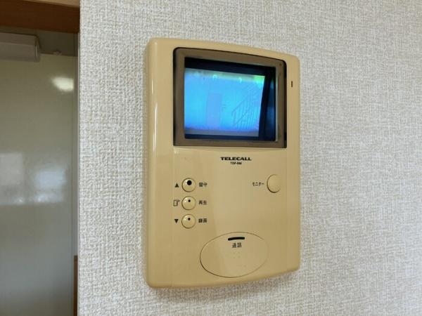 アンソレイエ　西館