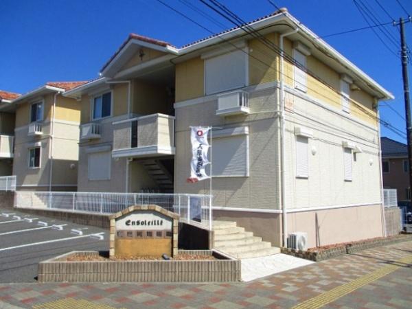 アンソレイエ 西館