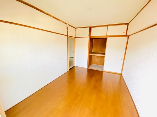 コンフォルト山下