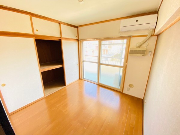 コンフォルト山下
