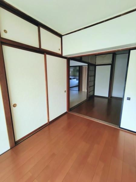 コンフォルト山下