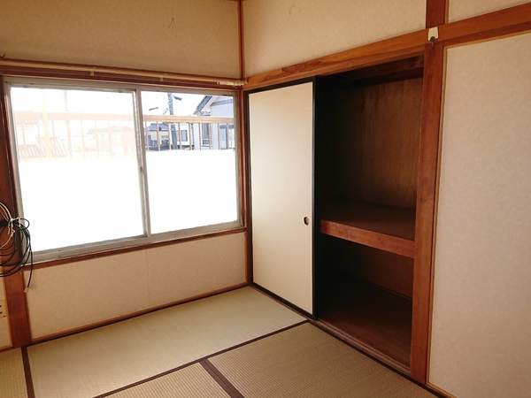 石巻市渡波字新沼の貸家