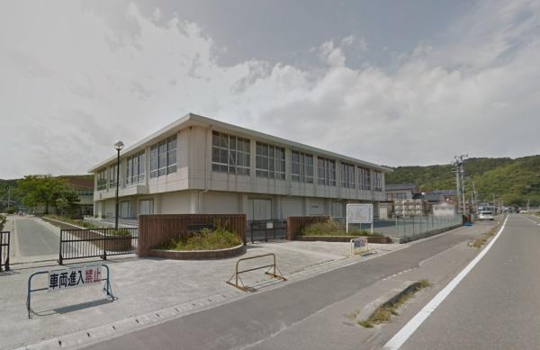 石巻市鹿妻北2丁目の貸家(石巻市立鹿妻小学校)