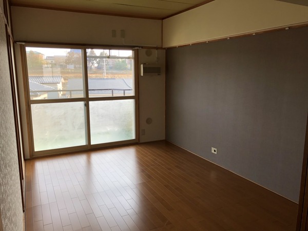 コンフォルト山下
