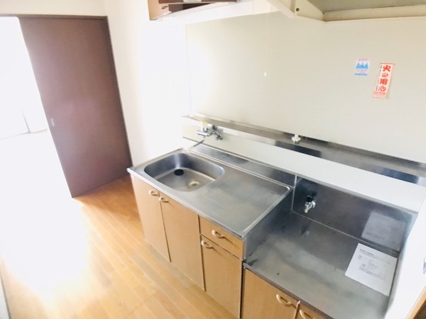 ドルチェ中里(キッチン)