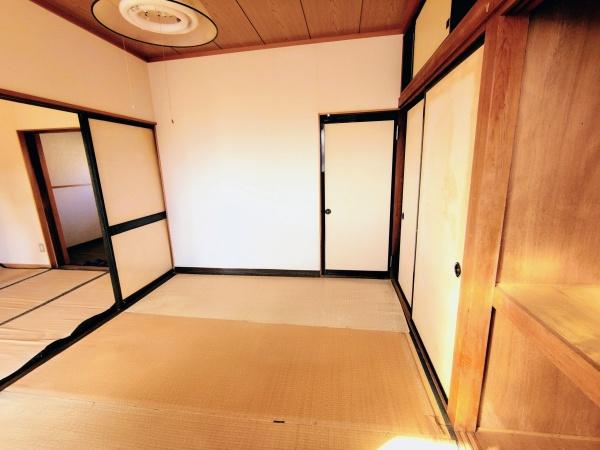 近江アパート南棟