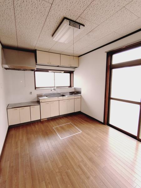 石巻市大街道東１丁目の貸家