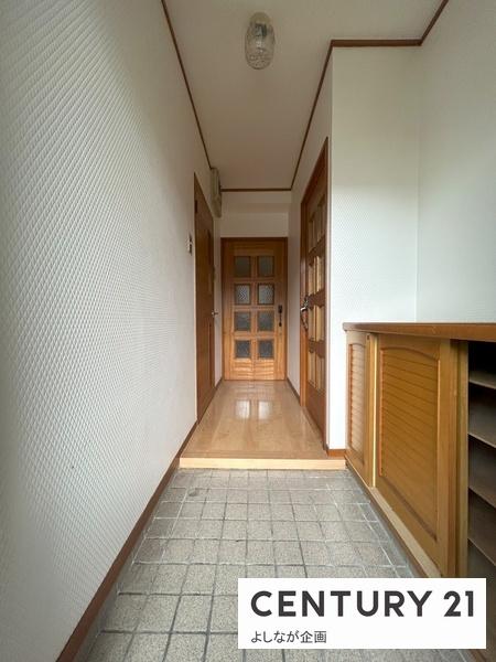 グランドハイツ東大谷(玄関)