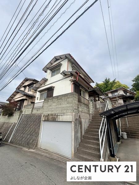 石坂2丁目貸家