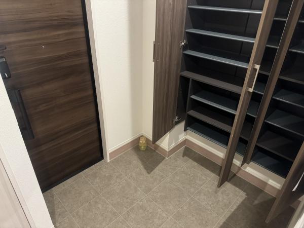 エレナ本山
