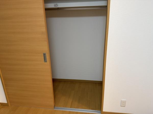 神戸市須磨区月見山本町２丁目のアパート