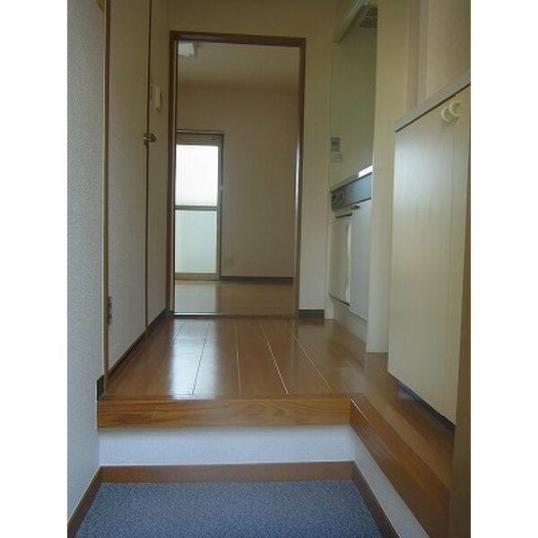 ルナ大塚(玄関)