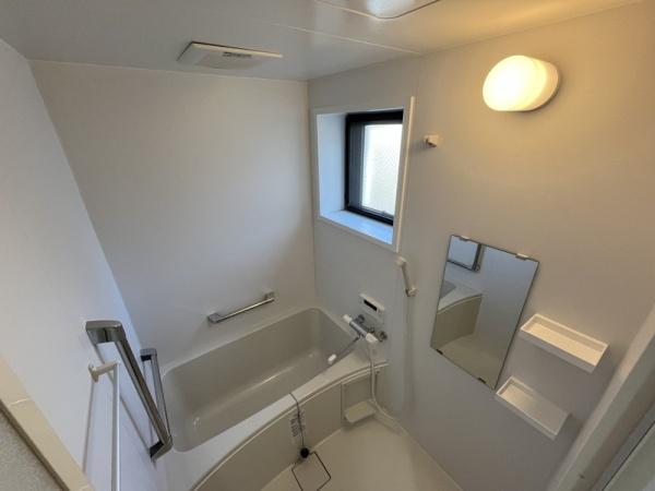 ジェイスクエア