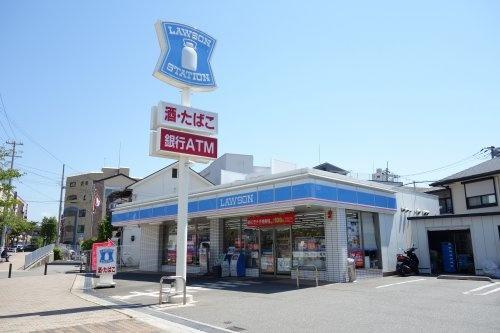 ラ　メゾンアンソレイエ板宿(ローソン須磨前池町4丁目店)