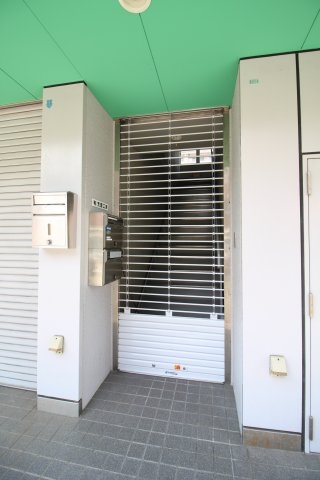 東和ビル1