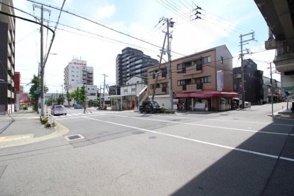 東和ビル1