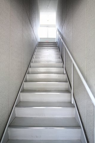 東和ビル1