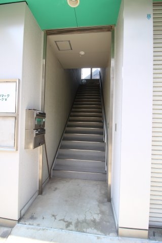 東和ビル2