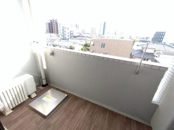 バンベールイースト