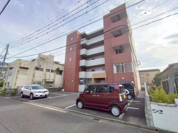バンベールイースト