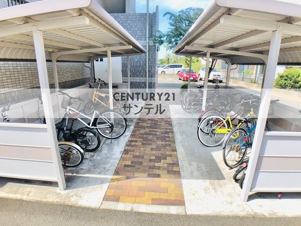 ヴィラ　ミモザ