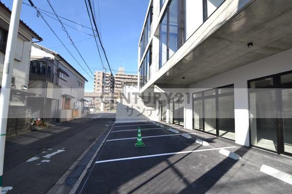 AKHC(エイケイエイチシー）