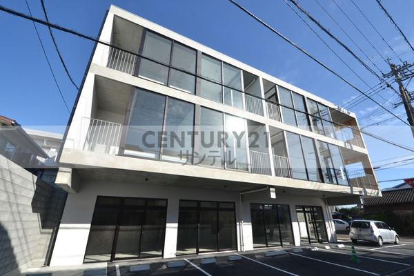 AKHC(エイケイエイチシー）