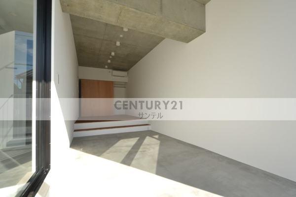 AKHC(エイケイエイチシー）