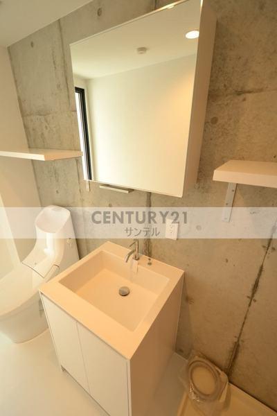 AKHC(エイケイエイチシー）